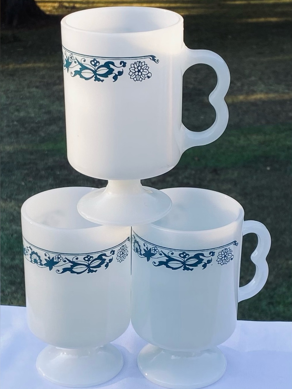 Set of 3 Corelle Blue Onion Pyrex Pedestal Footed Mugs